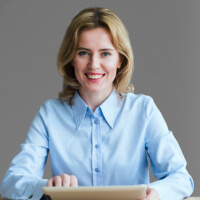 <span color-type="color" style="color: #2b2b2d;"><span style="font-weight: 700;">Диана Валеева&nbsp;- эксперт&nbsp;</span><span style="font-weight: 700;">по привлечению&nbsp;</span><span style="font-weight: 700;">клиентов</span><br></span>